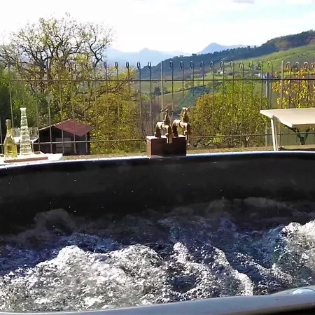 Sole Marche Piscina Jacuzzi Scivolo Wifi Parcheggio منزل ريفي Castelplanio