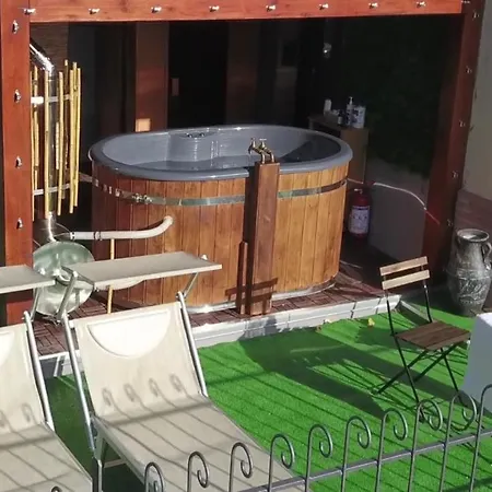 Sole Marche Piscina Jacuzzi Scivolo Wifi Parcheggio