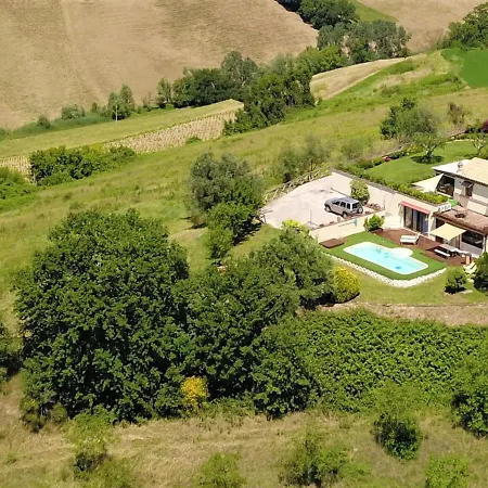 Sole Marche Piscina Jacuzzi Scivolo Wifi Parcheggio Castelplanio